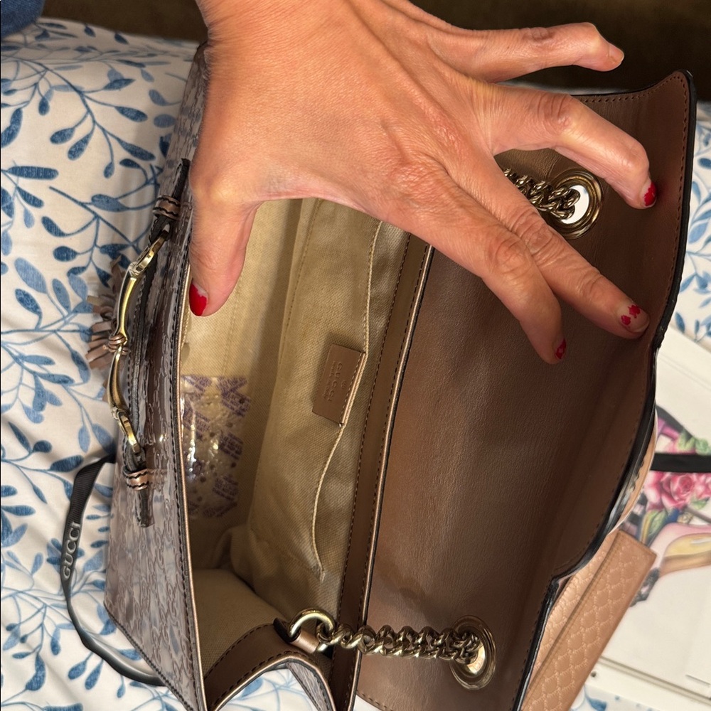 GUCCI  Medium guccissima patent leather 💯💯authentic - Picture 4 of 12